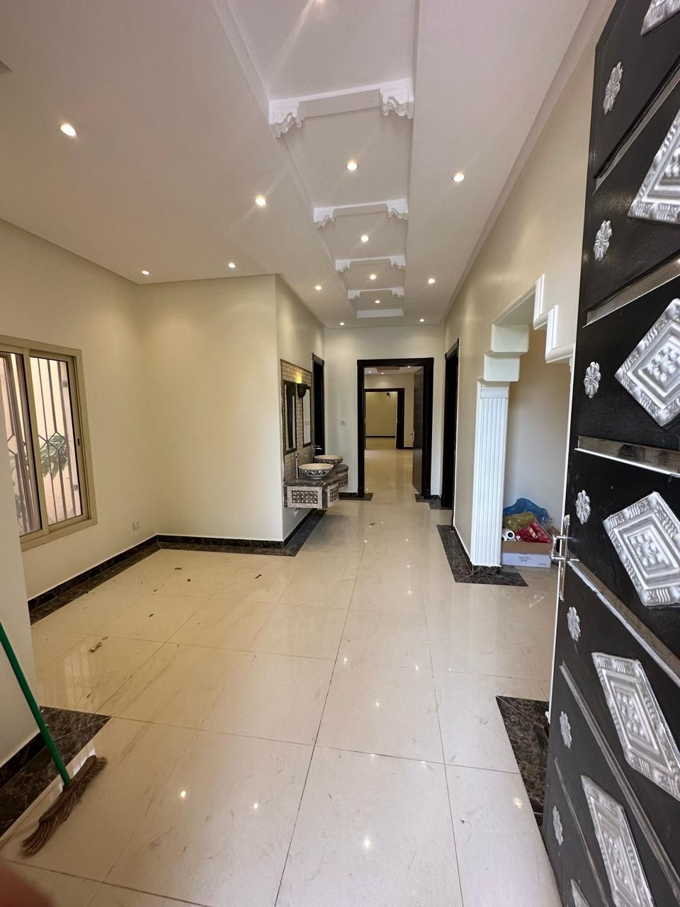 للبيــــــــع فيلا مساحة ٣٦٢ حي الياسمين