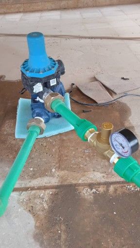 سباك كهربائي شمال الرياض 0550130567