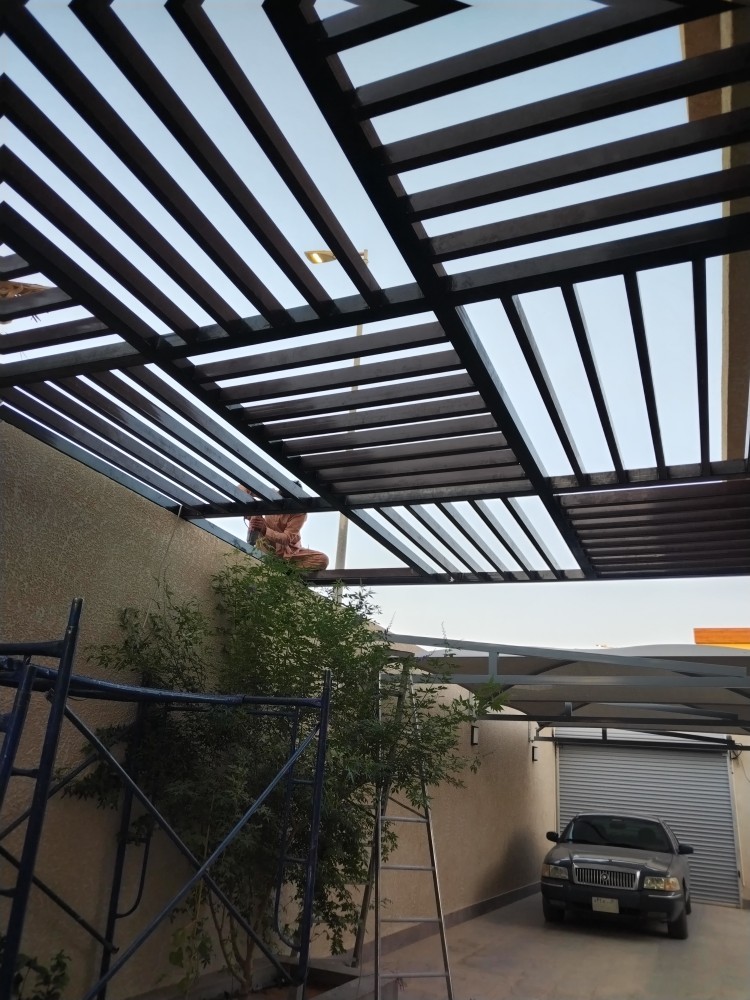 حداد مضلات جلسات سواتر صيانه وفك وتركيب المستودعات