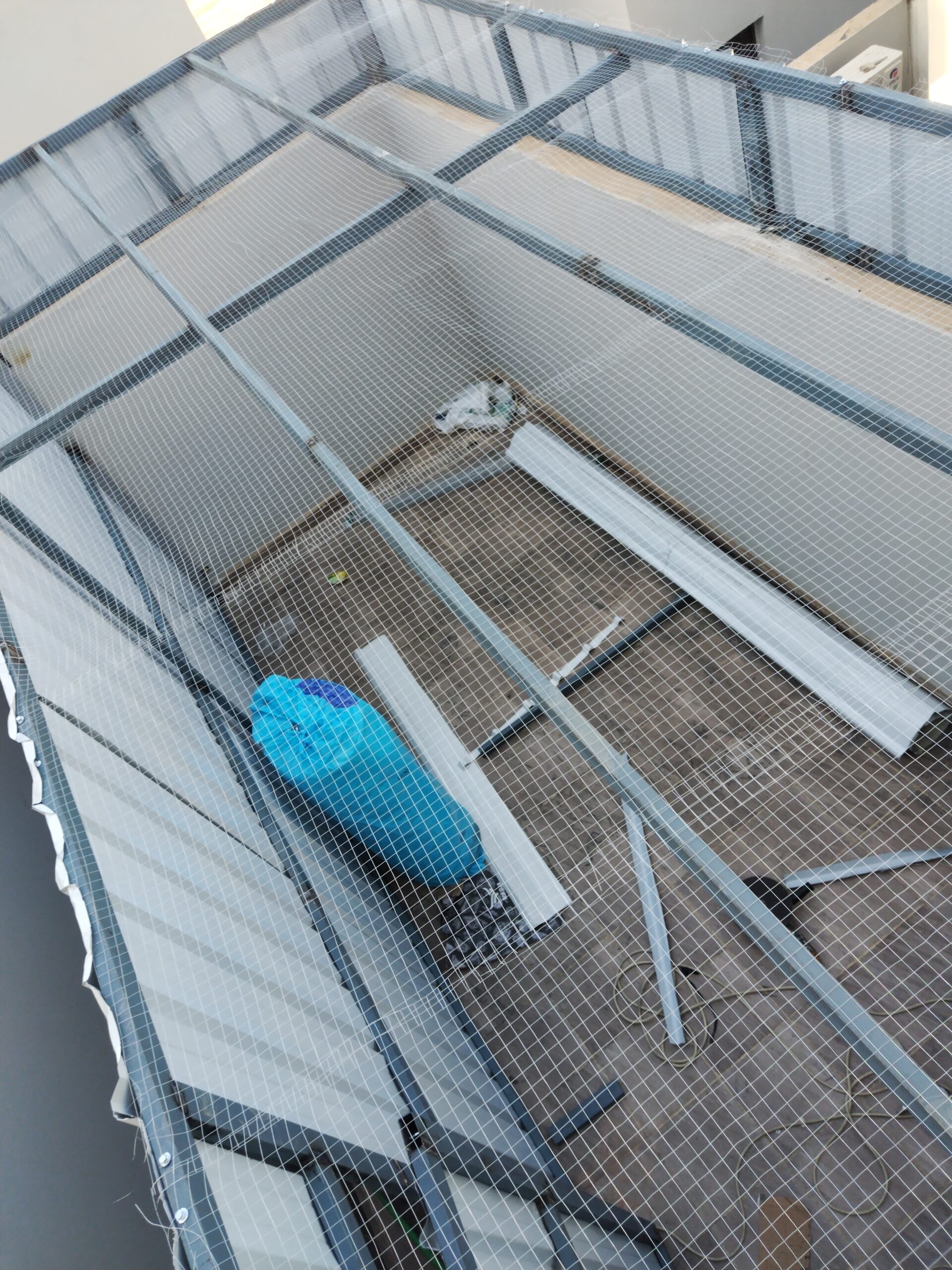 حداد مضلات جلسات سواتر صيانه وفك وتركيب المستودعات