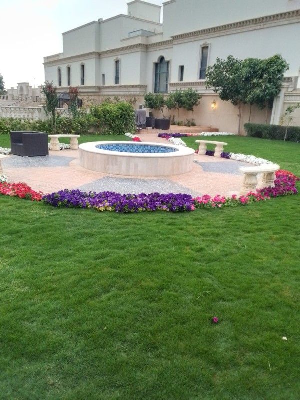 تنسيق حدائق وقص الثيل وتركيب وتوريد جميع انواع الث