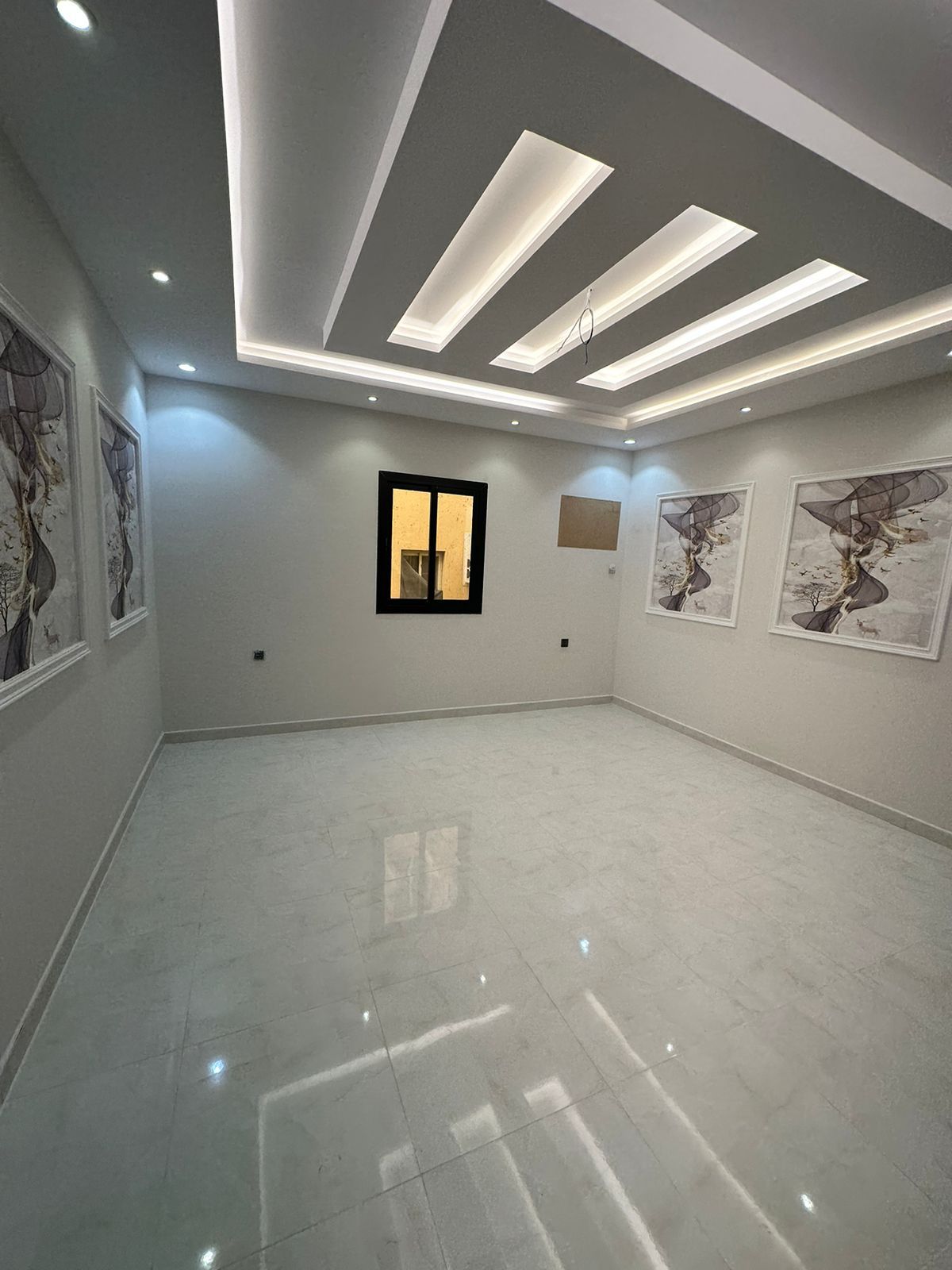 شقق وملاحق فاخره للتمليك تشطيب لكس بسعار مناسبة