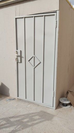 معلم دهانات الرياض في حي الشبيلية