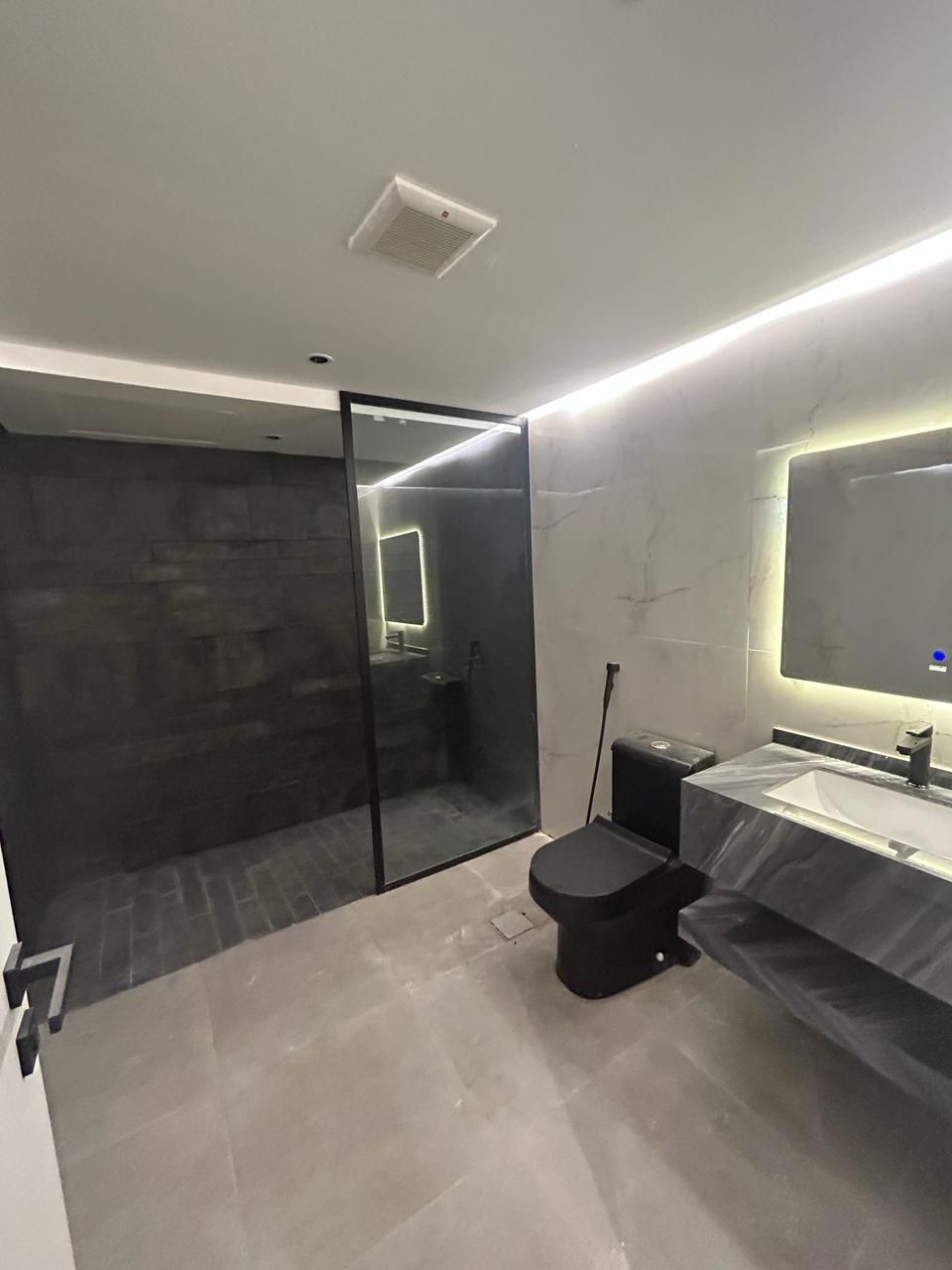 الرياض حي إشبيليا