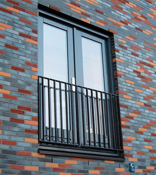 شبابيك حمايه ورشه حداد تصنيع وتركيب شغلات معدانية