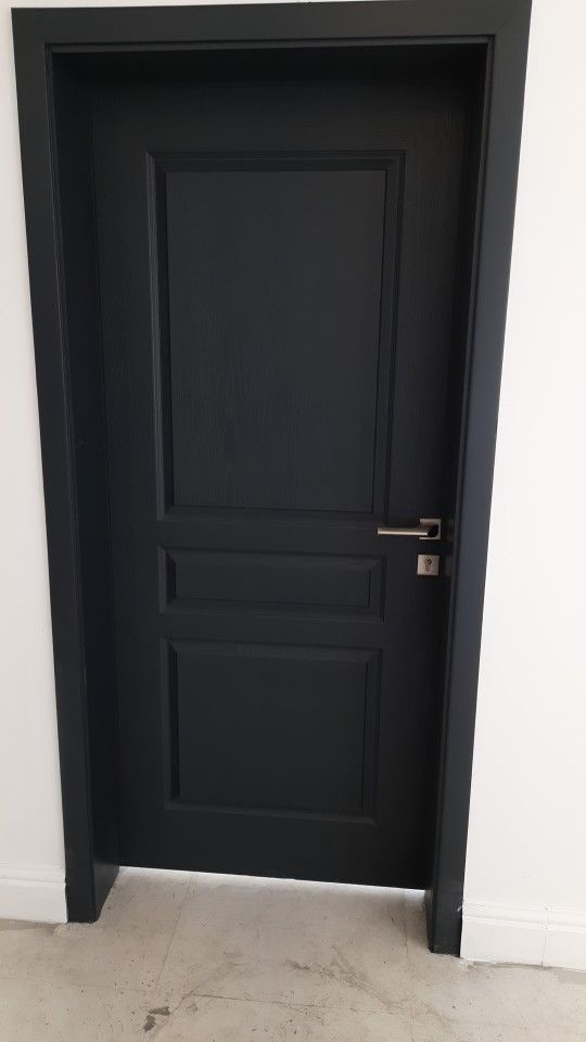 دهان جميع انواع الخشب ابواب وغرف وديكور ودهان حديد