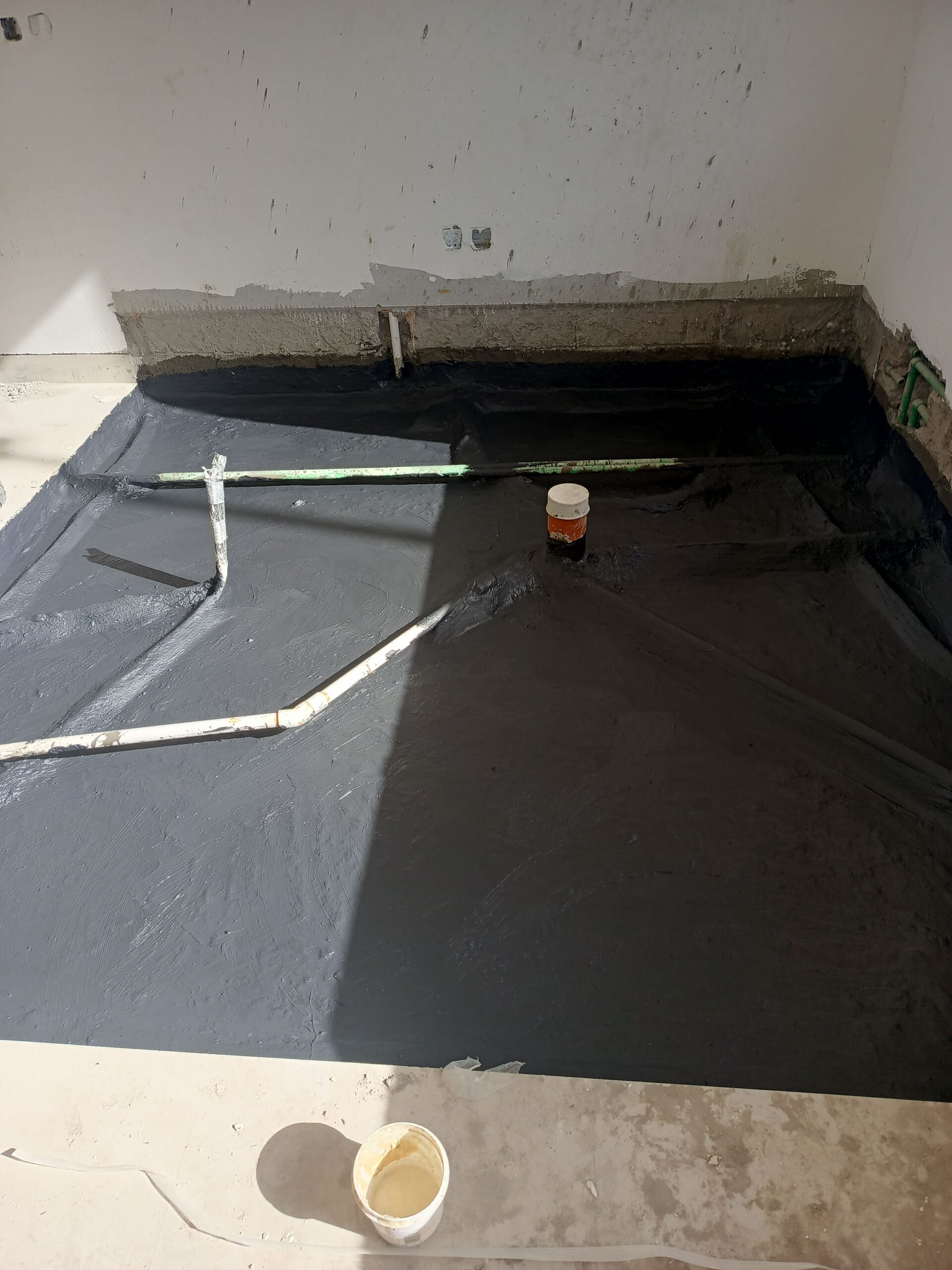 معلم عوازل ما ئي وحراري