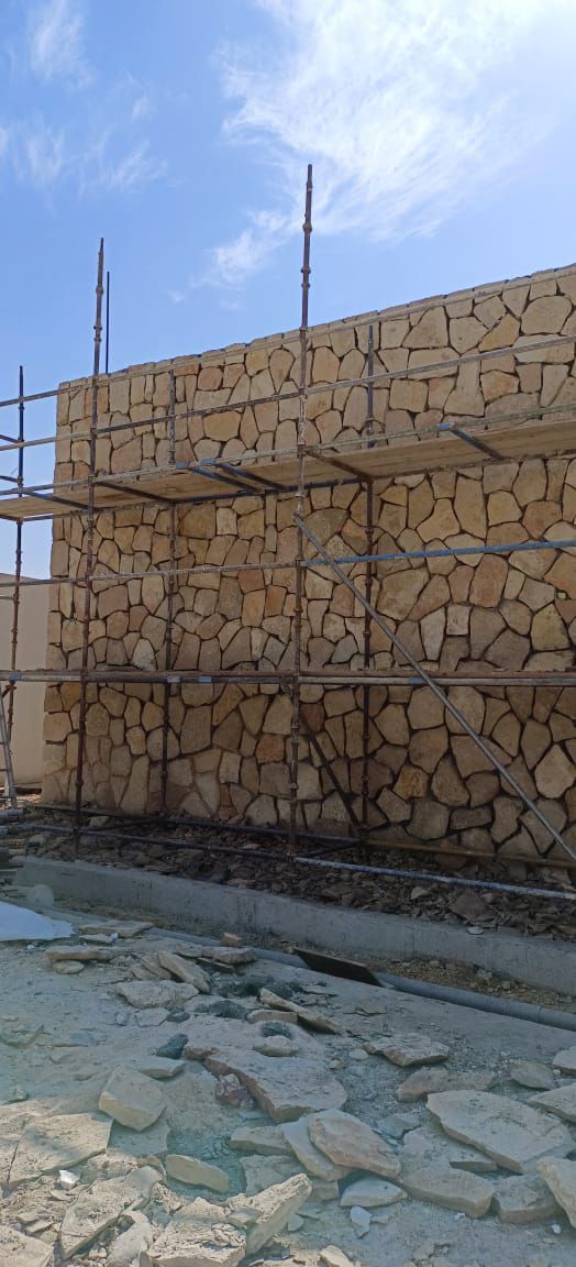 معلم حجر للديكورات وشلالات وجدران 0550072593