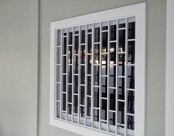 شبابيك حمايه ورشه حداد تصنيع وتركيب شغلات معدانية