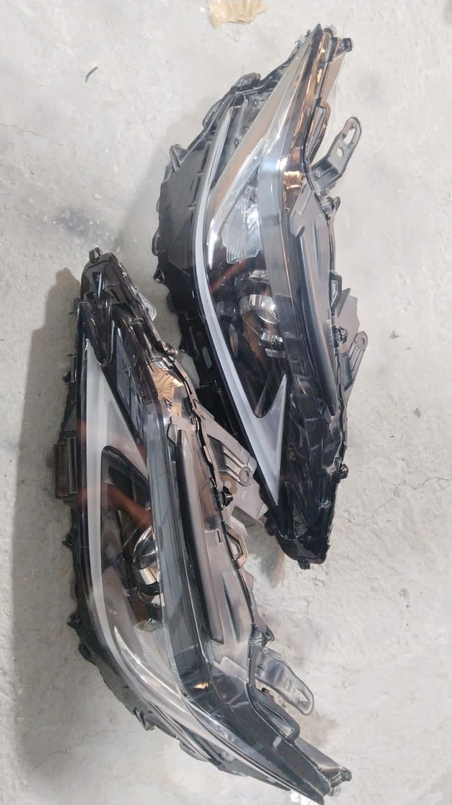 طقم شمعات لكزس es موديل 2022