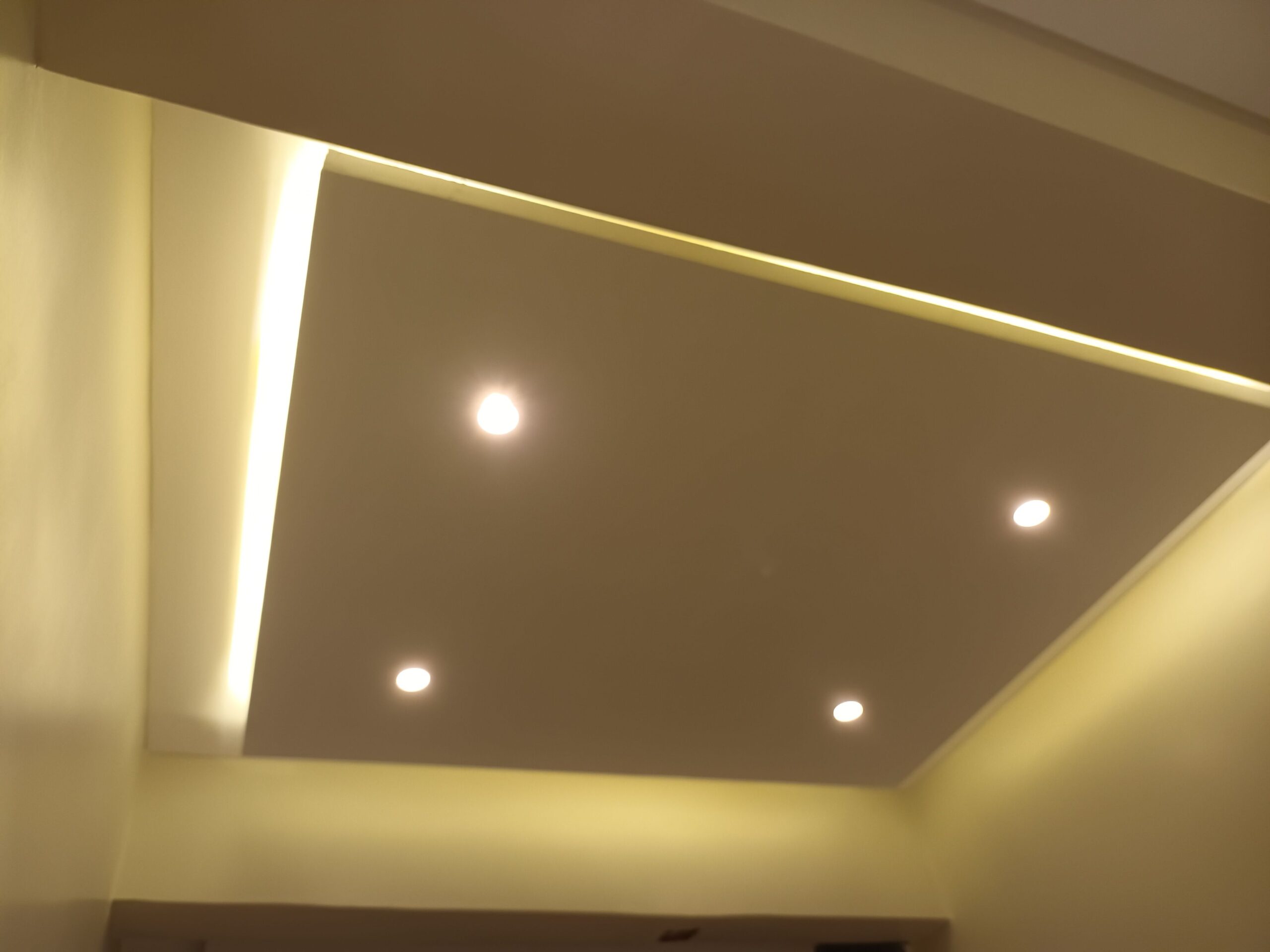 واجد ديكورات الجبس وجبسم بورد 0553654900