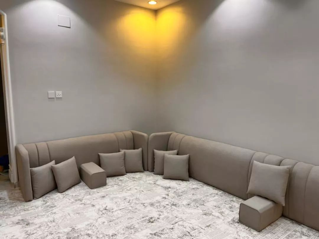 تفصيل كنب تفصيل مساند ظهر حسب الطلب اطقم جاهز للبي