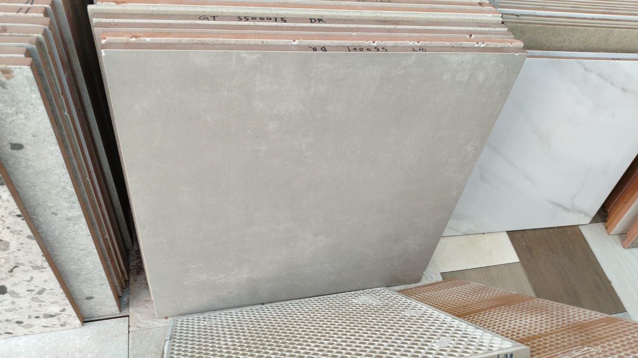 معلم بلاط وسرميك ورخام بالرياض تركيب جميع انواع ال