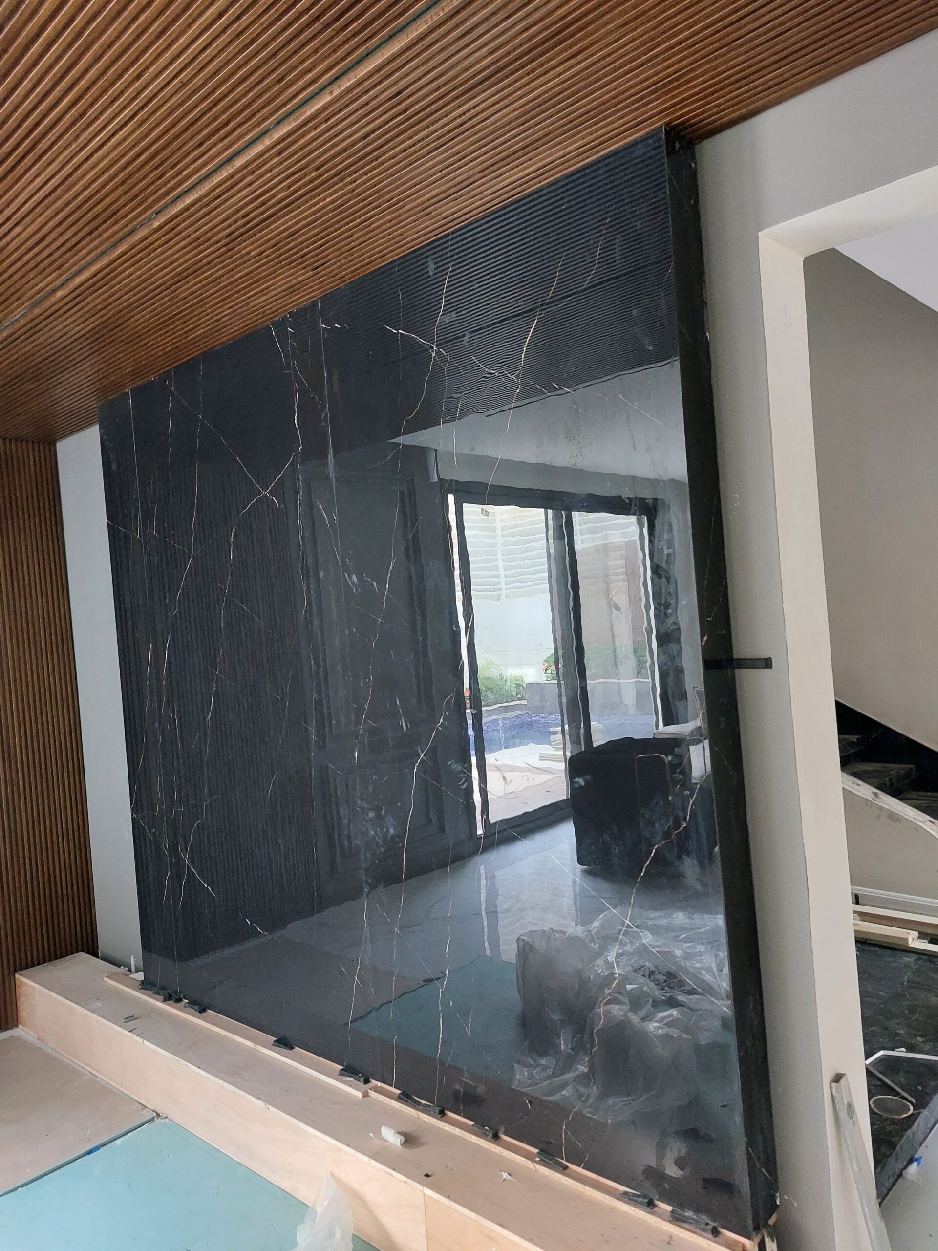 تركيب جميع انواع البلاط حسب طلب العميل