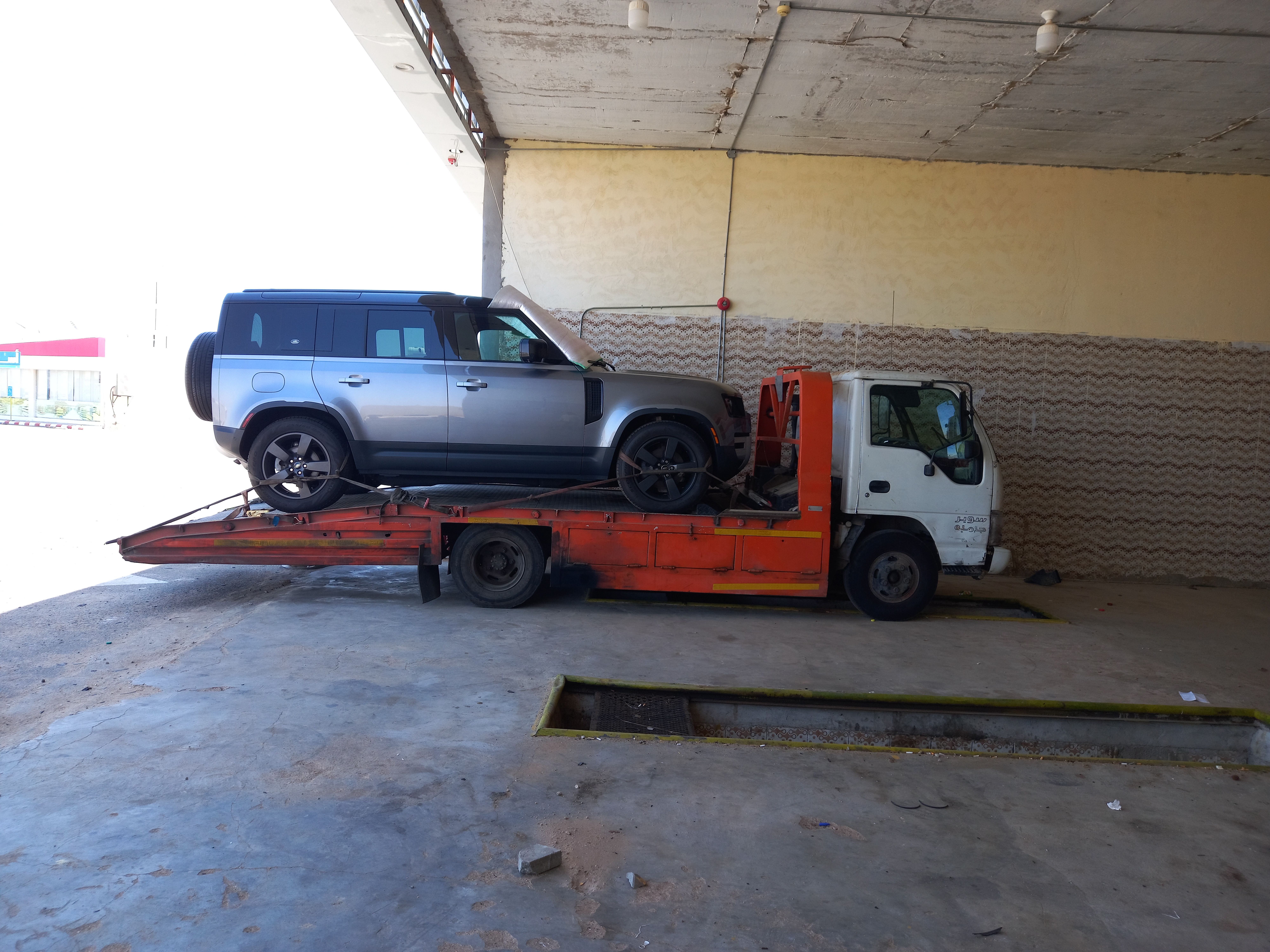 سطحة لنقل السيارات الرياض جده الطايف مكه المكرمه ا