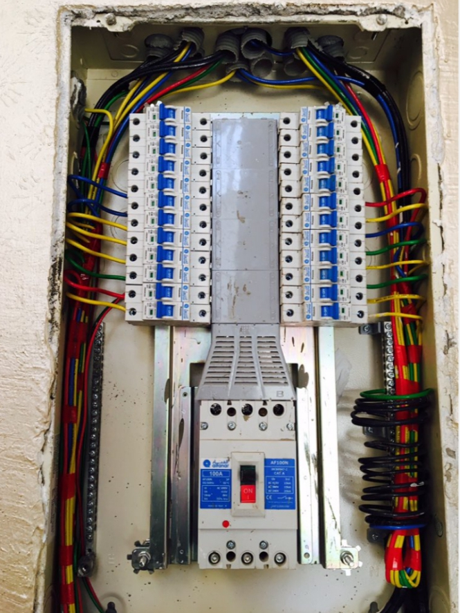 كهربائي منازل