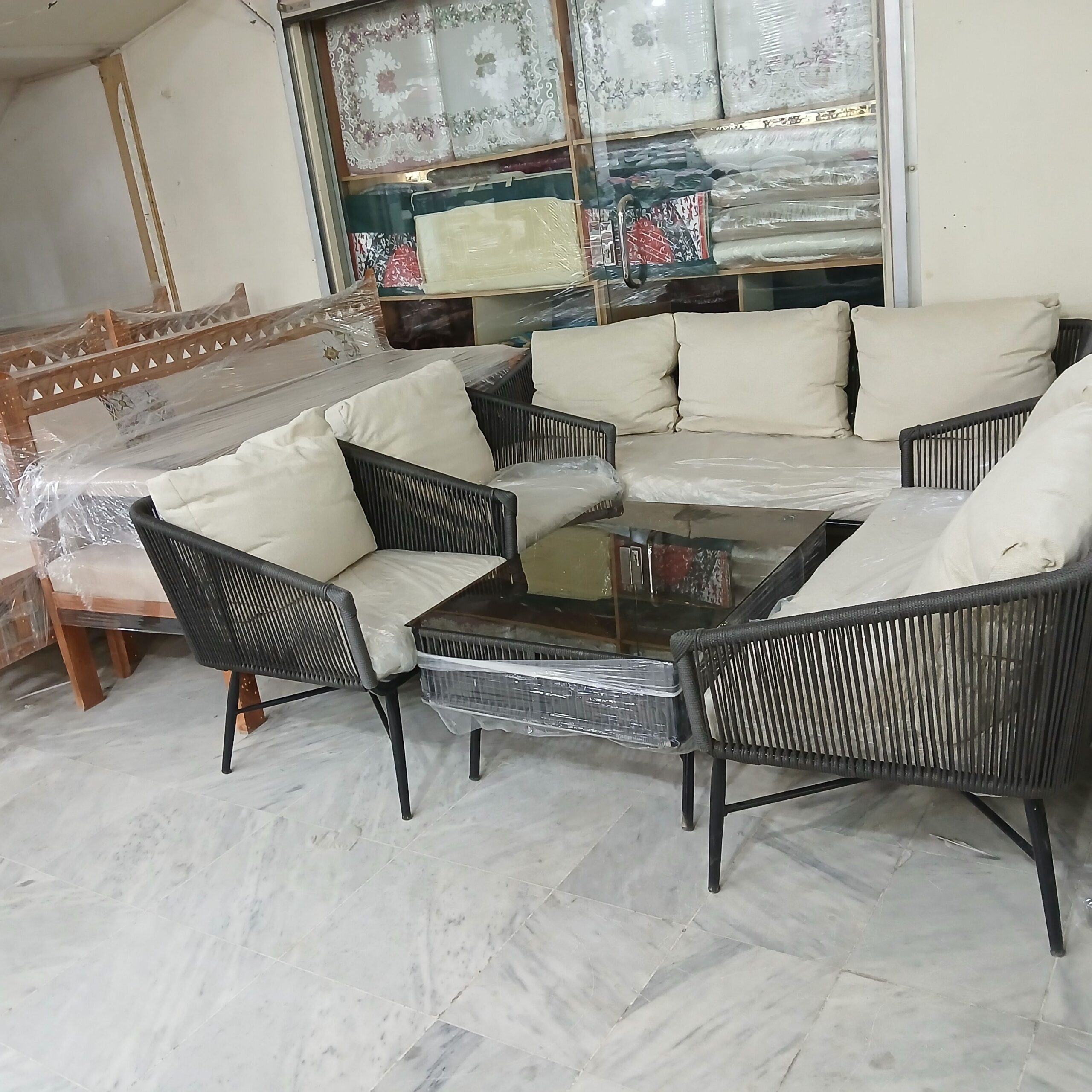 تفصيل جلسات خارجيه وستاير وكنب وتنجيد كنب