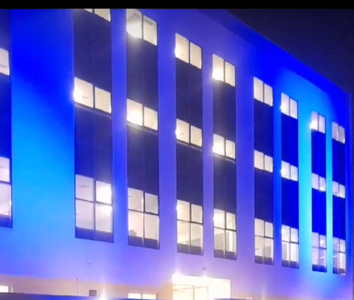 تأجير أجهزة وإظاءات ومستلزمات الحفلات والمناسبات