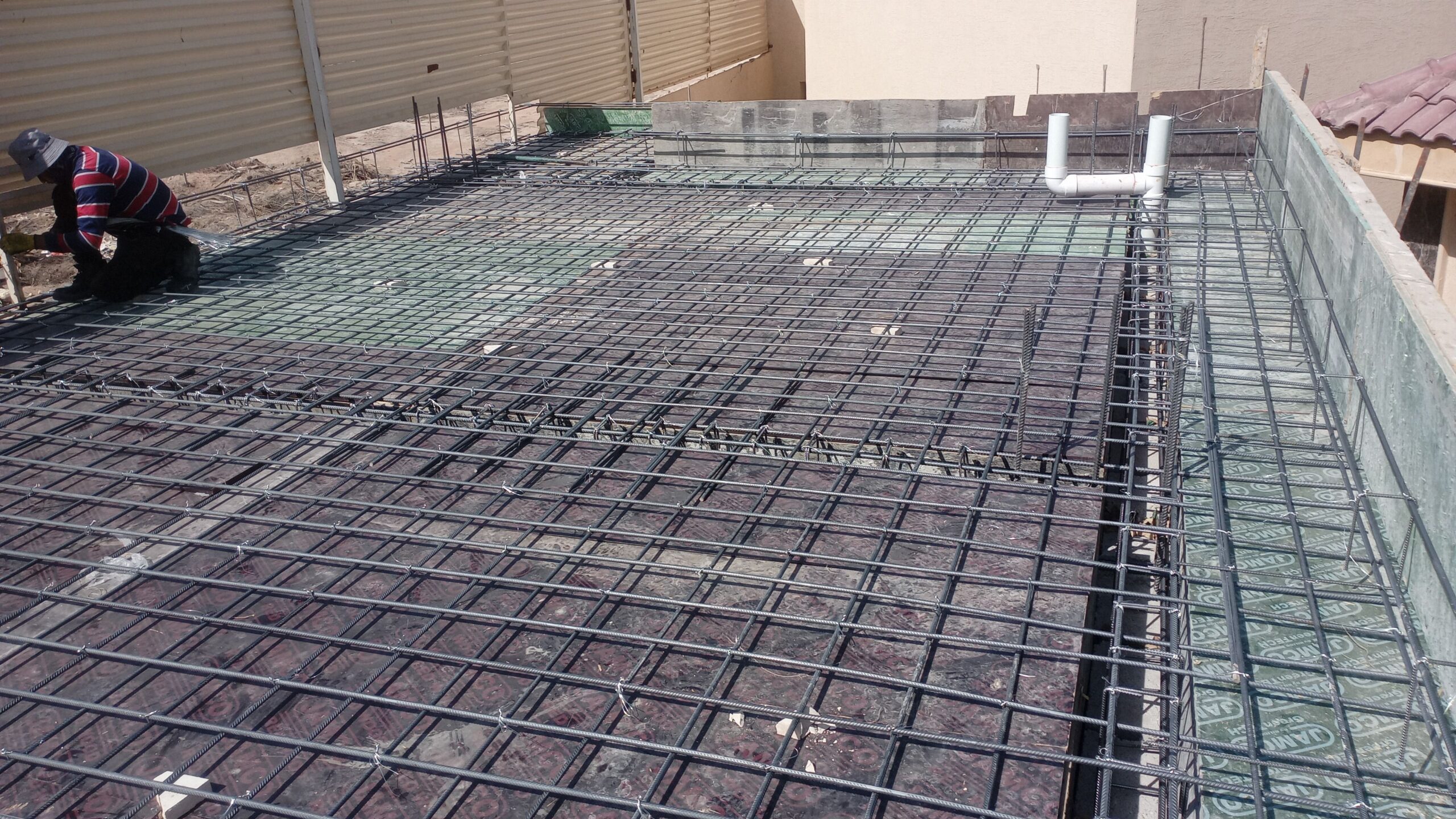 مقاول ملاحق