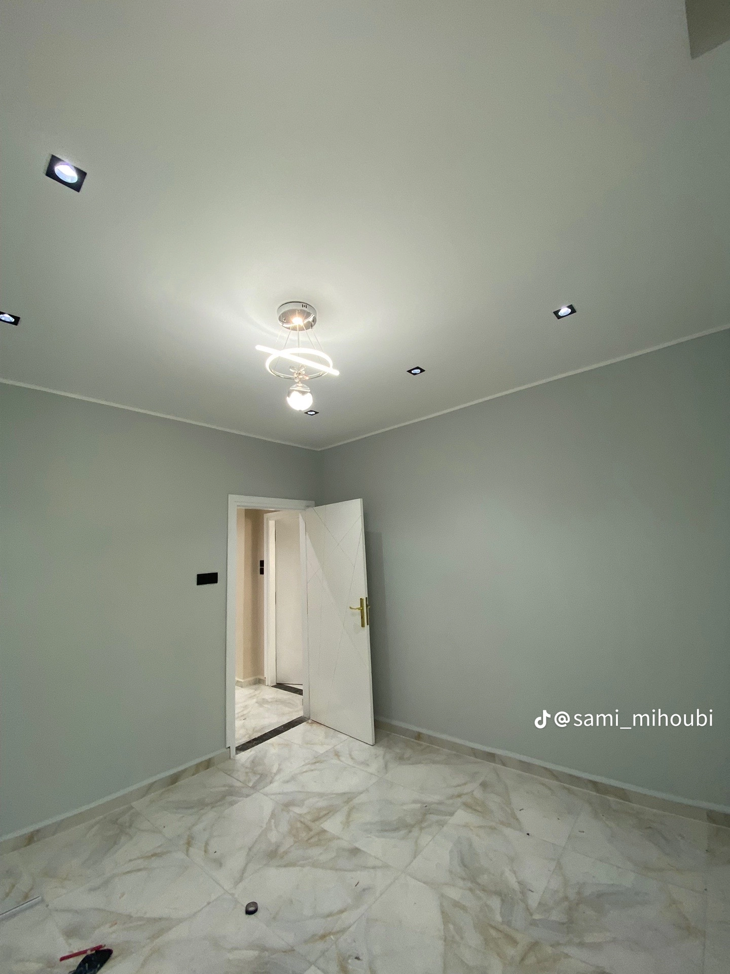 اصباغ داخليه وخارجيه عوازل تجديد ترميم الخفجي