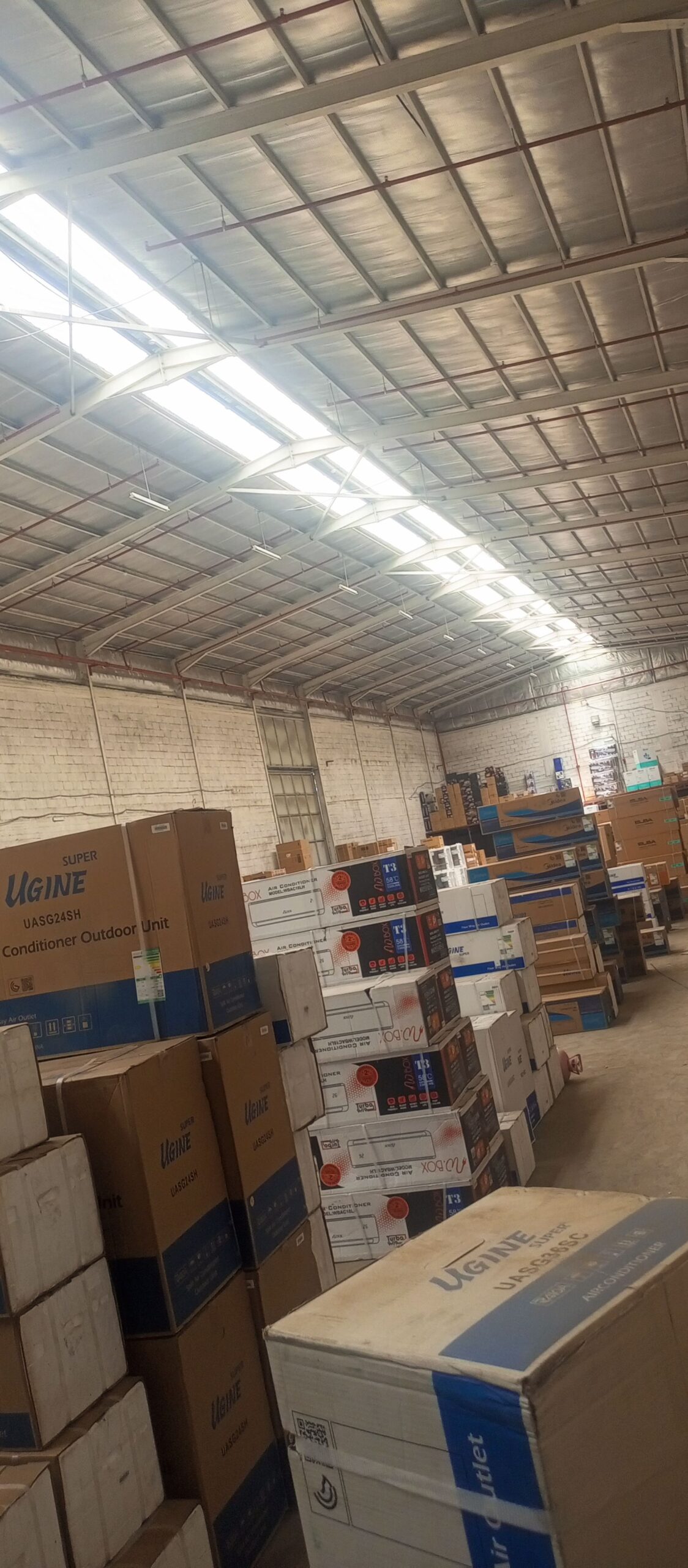 فني ومعلم مكيفات سبليت وصيانته