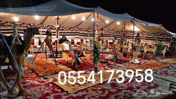 خيام أوروبية وبيوت شعر
