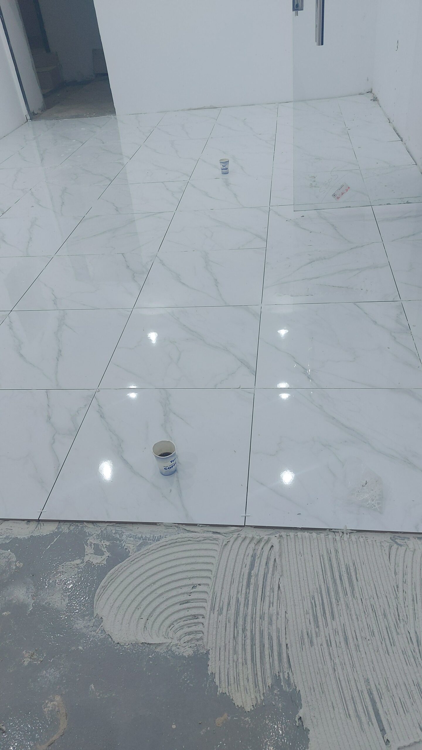 تركيب جميع انواع البلاط حسب طلب العميل