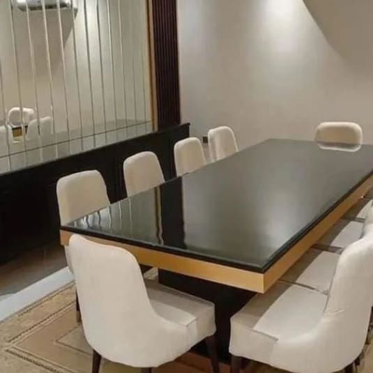 تفصيل طاولات حسب الطلب