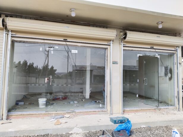 توريد وتركيب الزجاج السكريت واجهات محلات بلكونات
