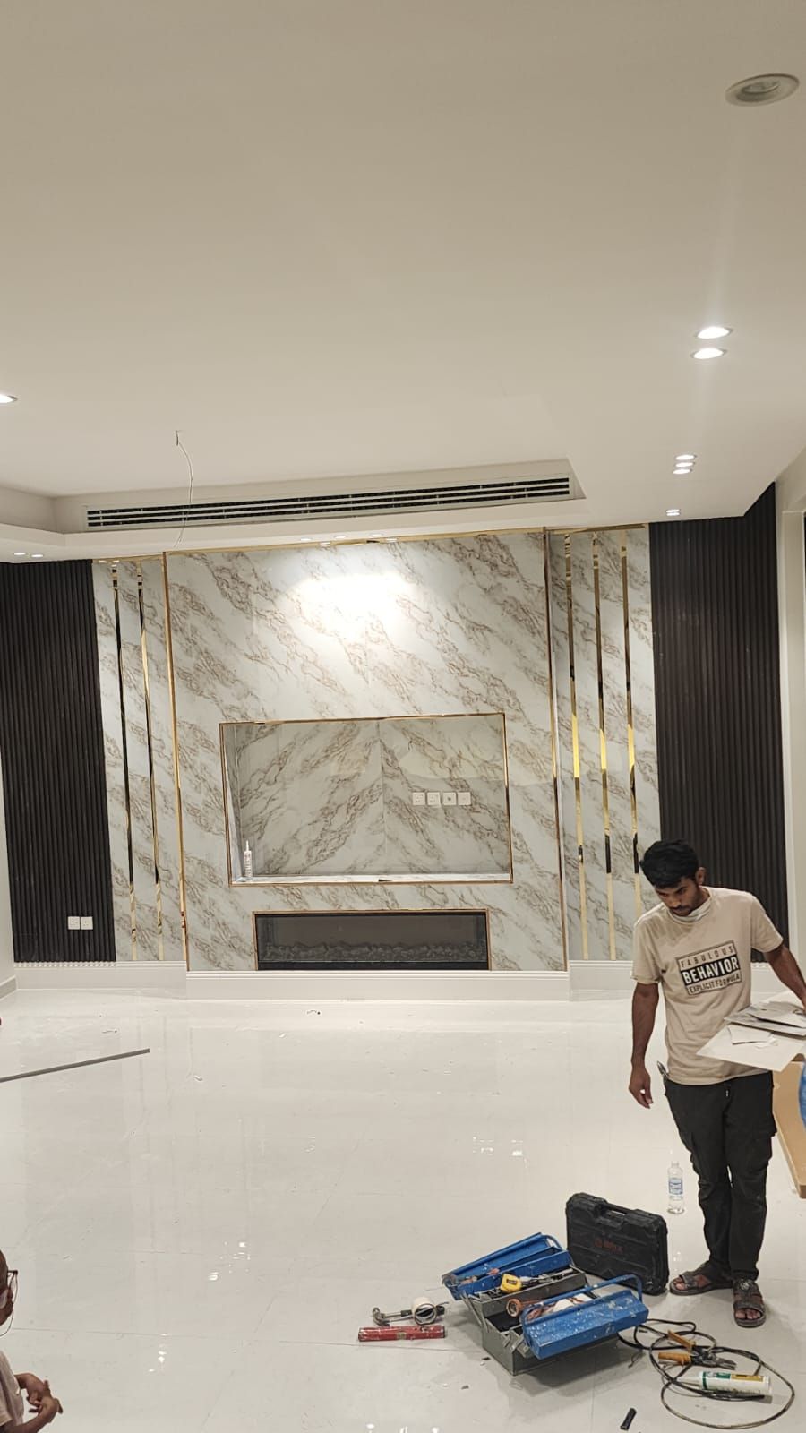 ديكورات داخليه بديل رخام وبديل خشب بديل شيبورد بار