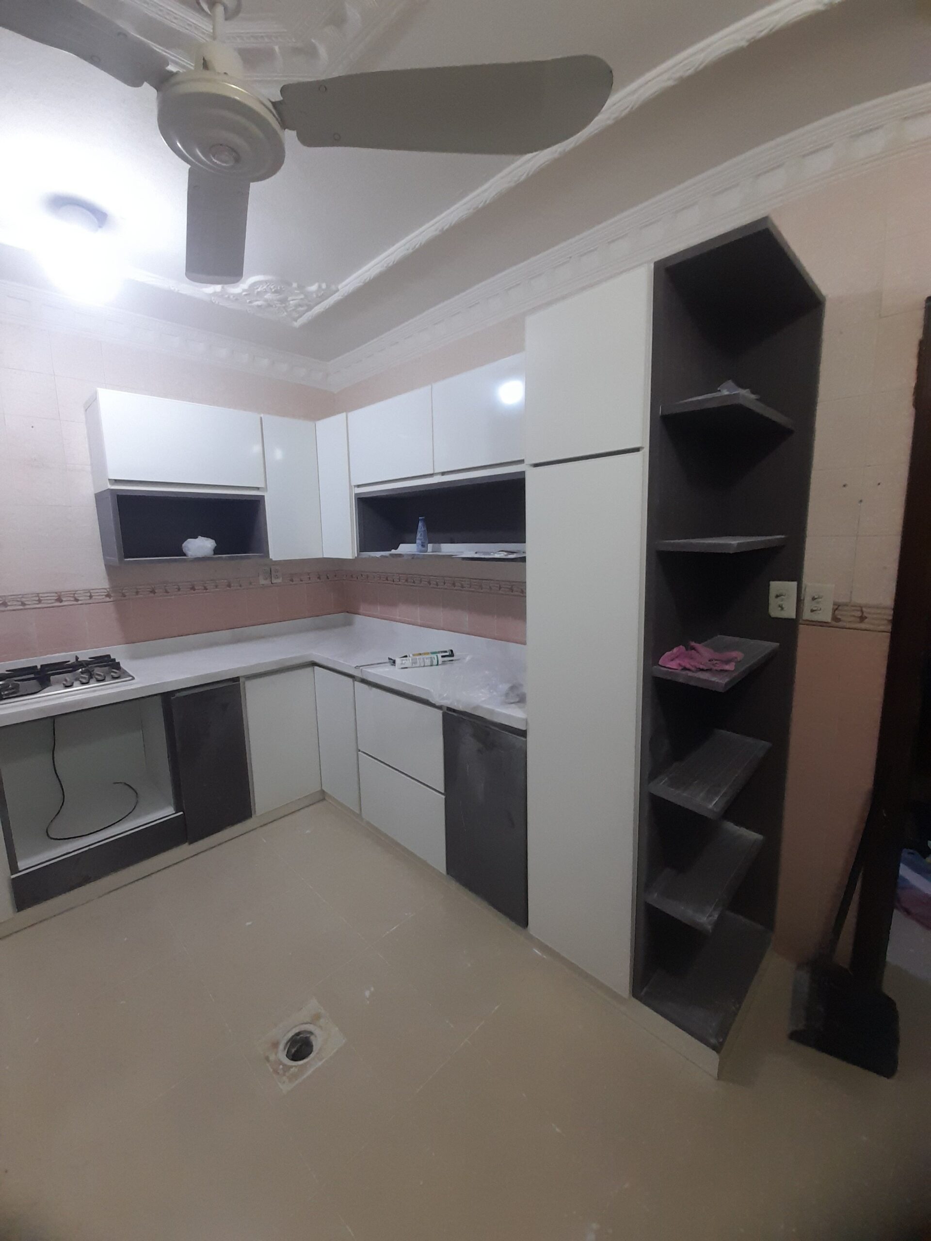 مطابخ المنيوم