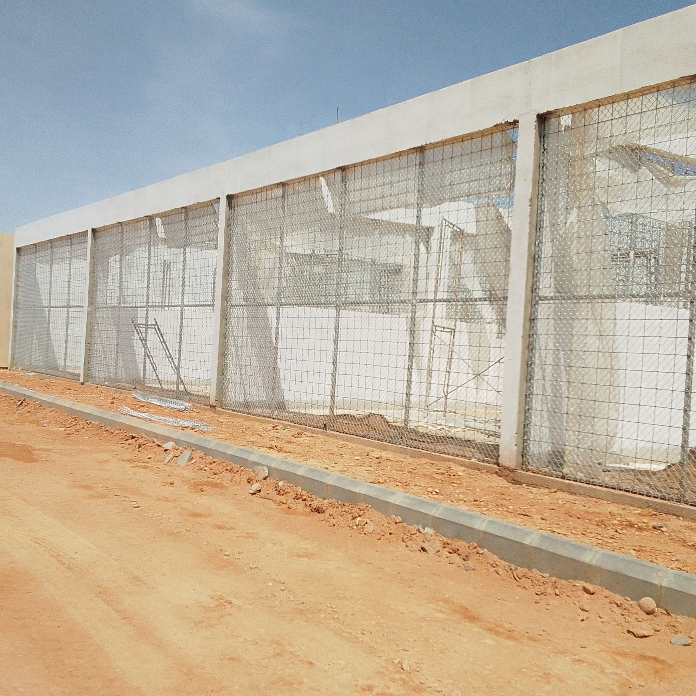 موئسسه للمقاولات العامه توريد وتركيب سياج الشبك في