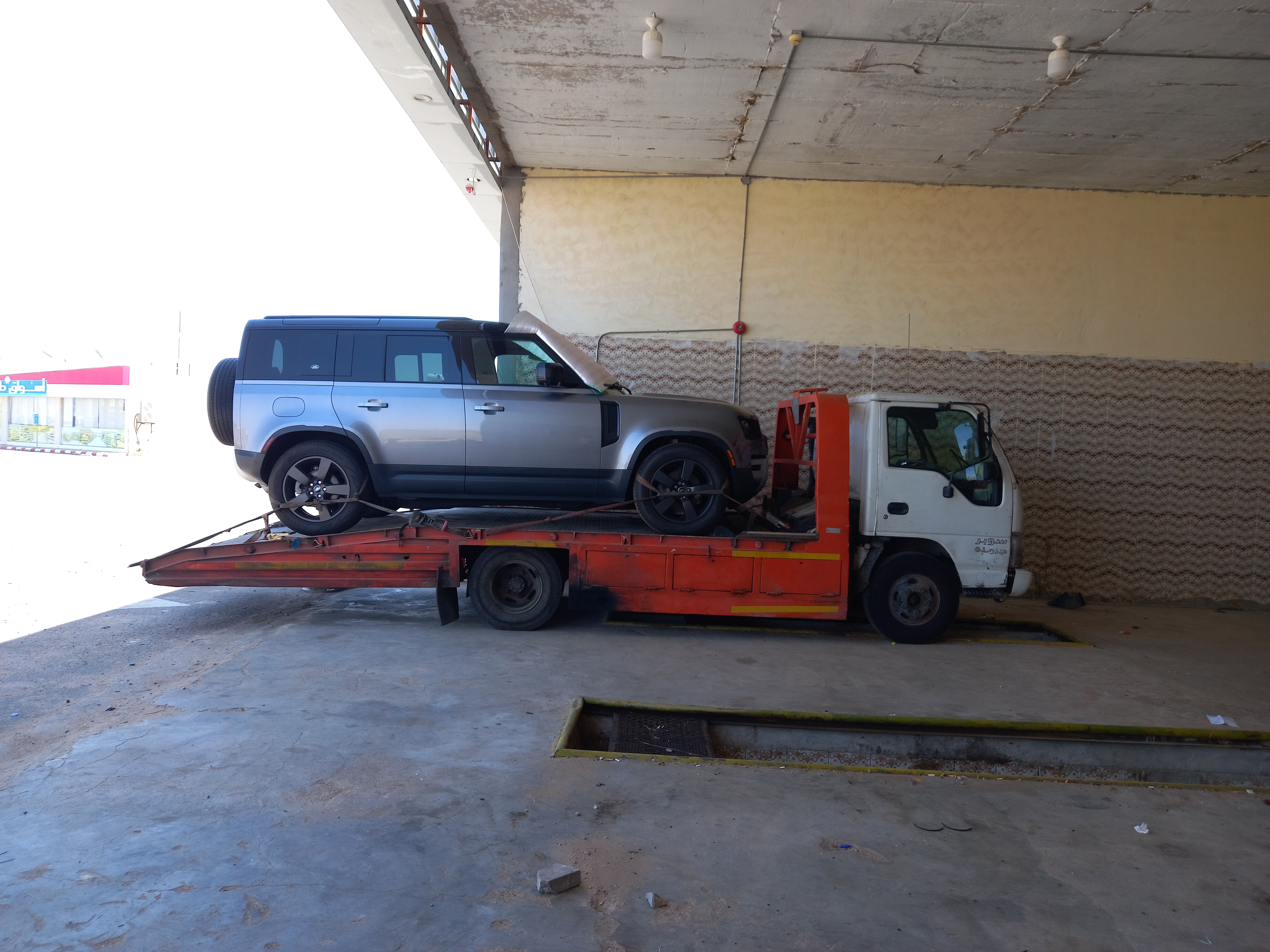 سطحة لنقل السيارات الرياض جده الطايف مكه المكرمه ا