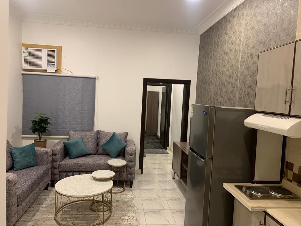 شقة فاخرة للايجار في حي الحمراء تبوك