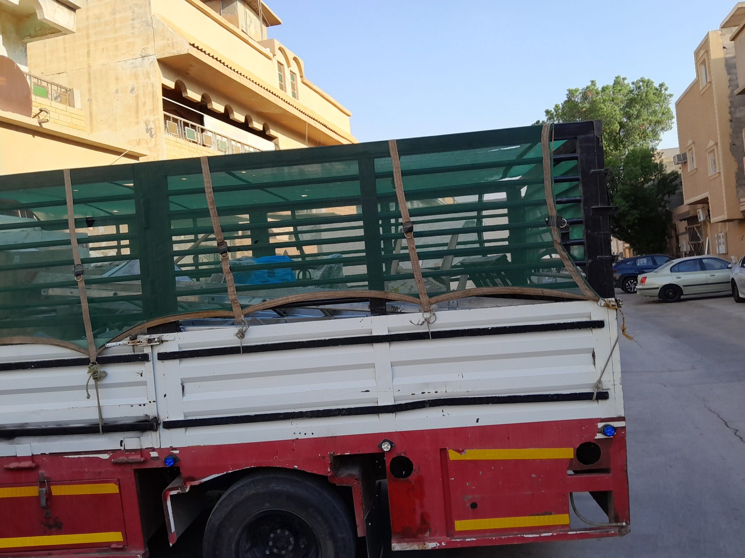 دينا نقل عفش حي جبره0566057113