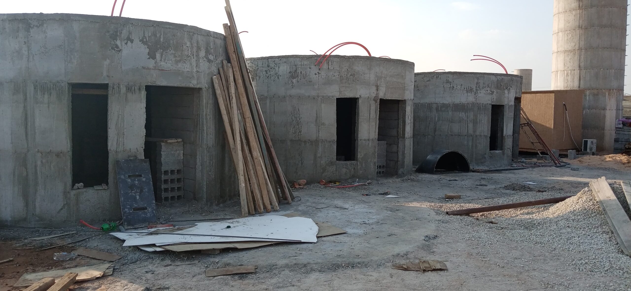 معلم ابراهيم شغل الخزان