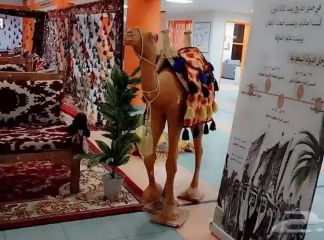 خيام أوروبية وبيوت شعر