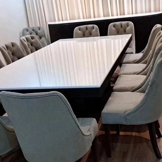 تفصيل طاولات حسب الطلب