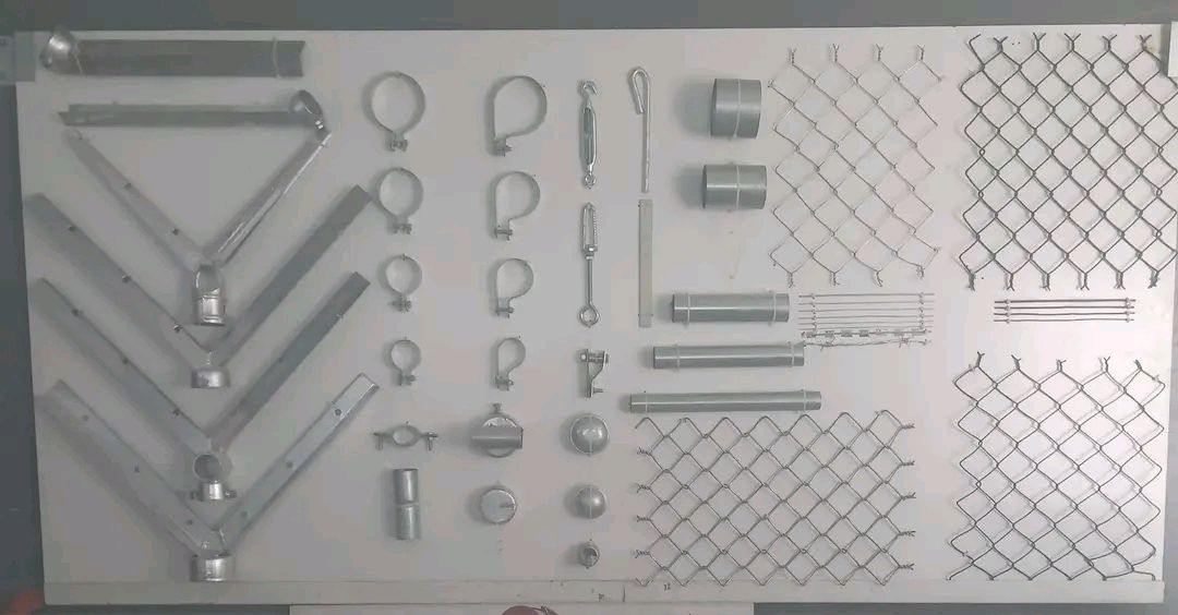 مقاول شبوك وسياج امنيه وإنشاء مستودعات ومضلات واعم