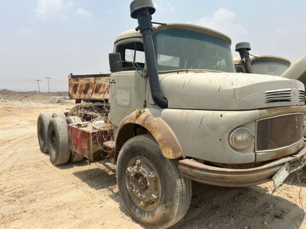 لهدم المباني والمجمعات وشراء جميع انواع السكراب مو