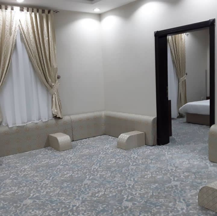 شقة مفروشة للايجار الشهري عوائل جدة الحمدانيه غرفت