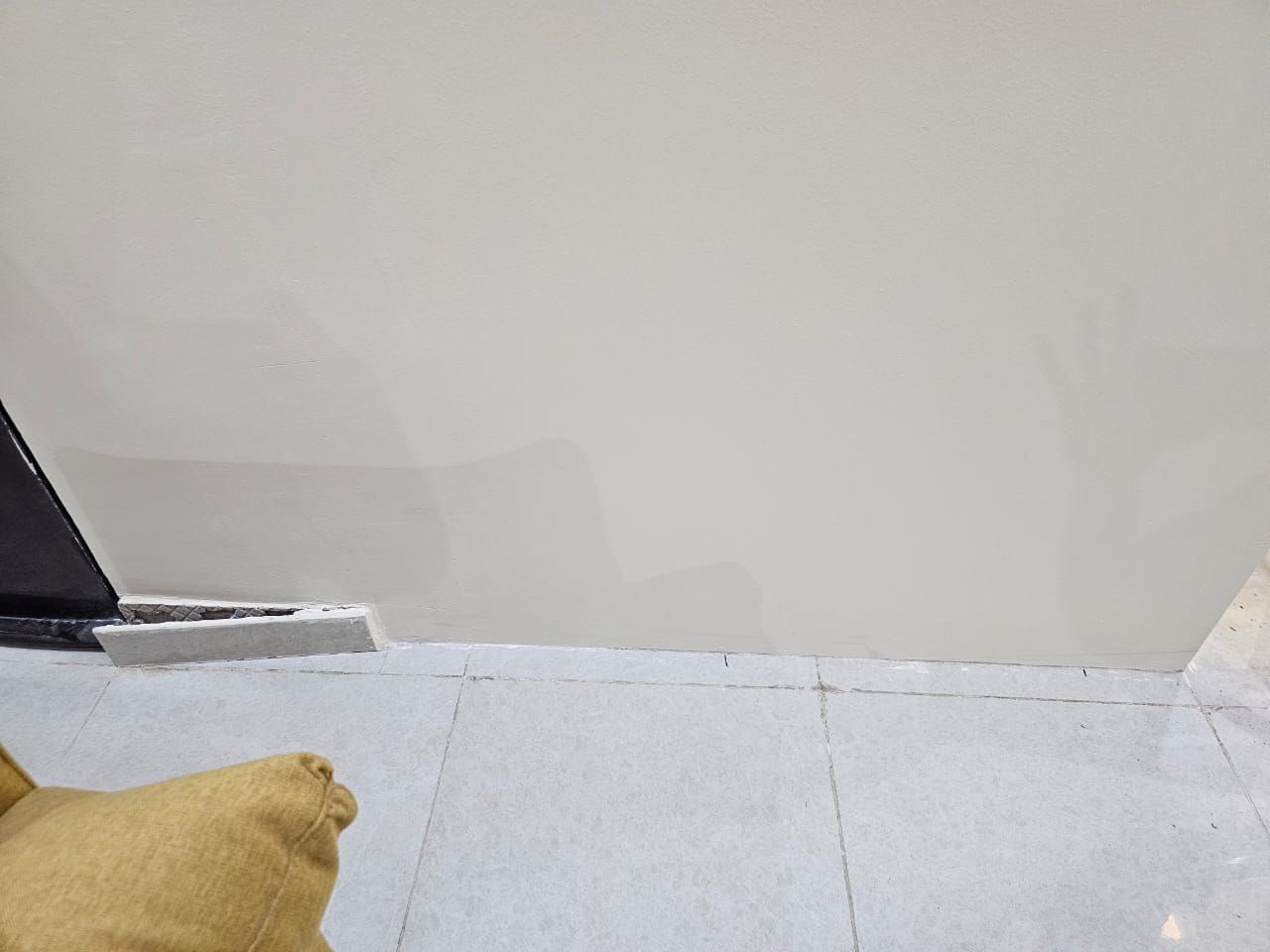 معلم بلاط وسرميك ورخام بالرياض تركيب جميع انواع ال