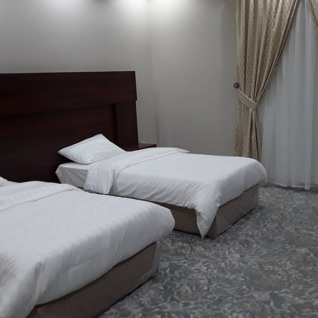 شقة مفروشة للايجار الشهري عوائل جدة الحمدانيه غرفت