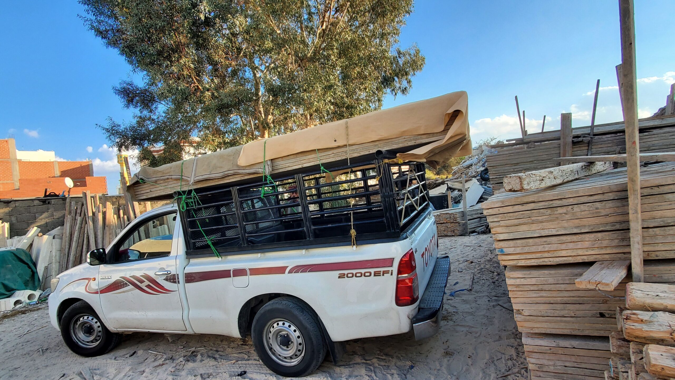 سيارة حوض ونيت غمارة هايلوكس مشاوير توصيل اغراض نق