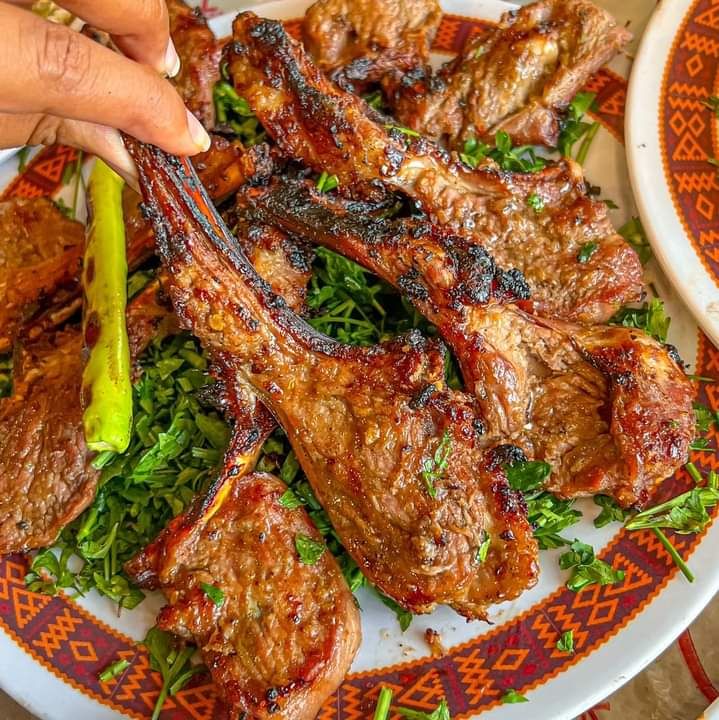 معلم مشويات خارجيه متنقل نأتيكم حيثما كنتم كل ما ه