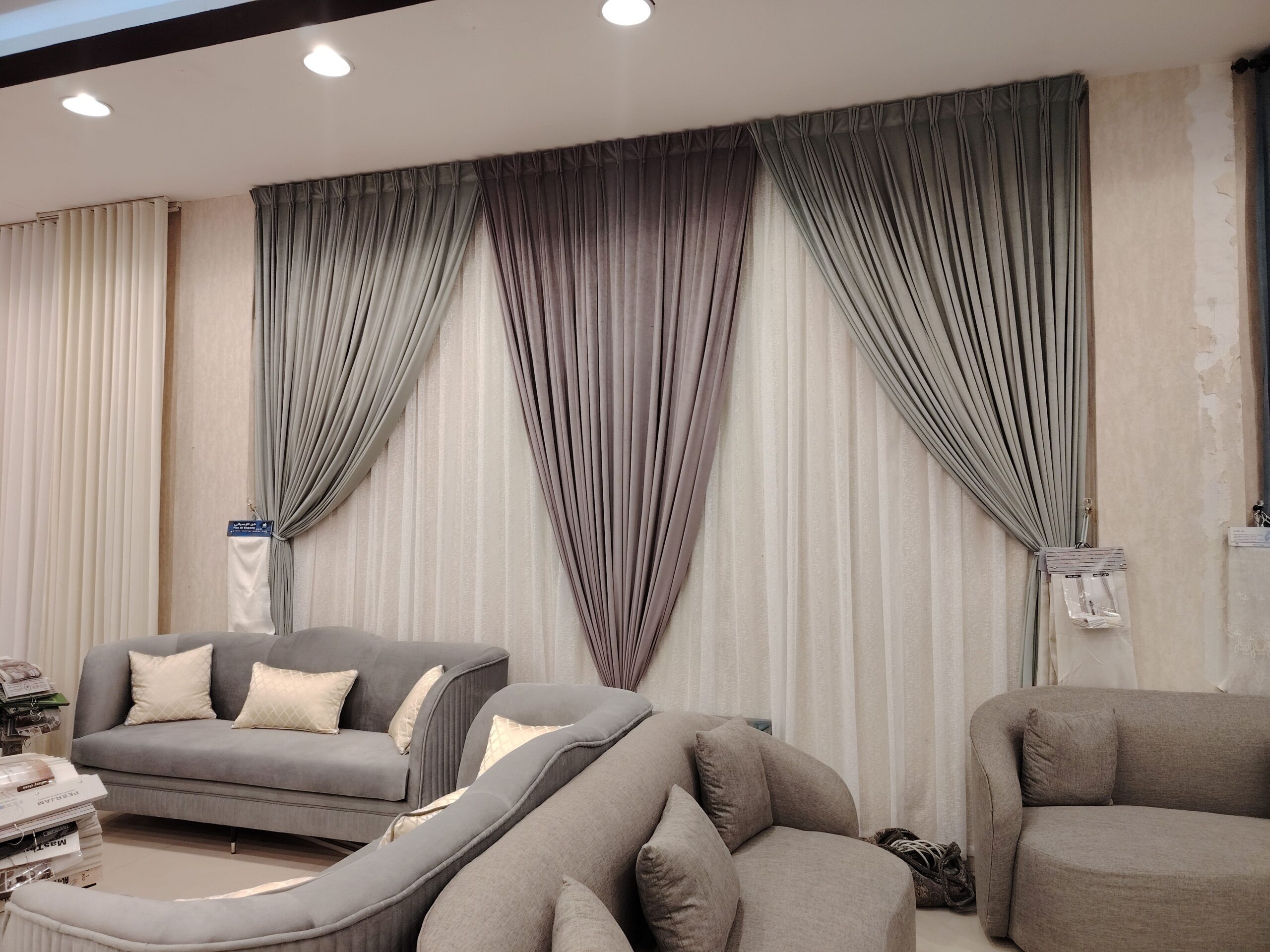 تفصيل ستائر قماش واي فاي واسباني وامريكي ورول جاهز