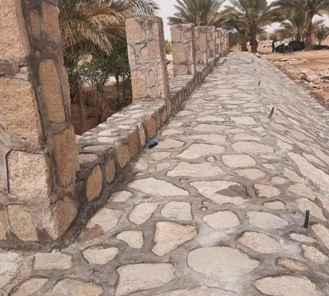 مقاول حجر تلبیس استراحات عشواٸی ربراب شلالات ترکیب