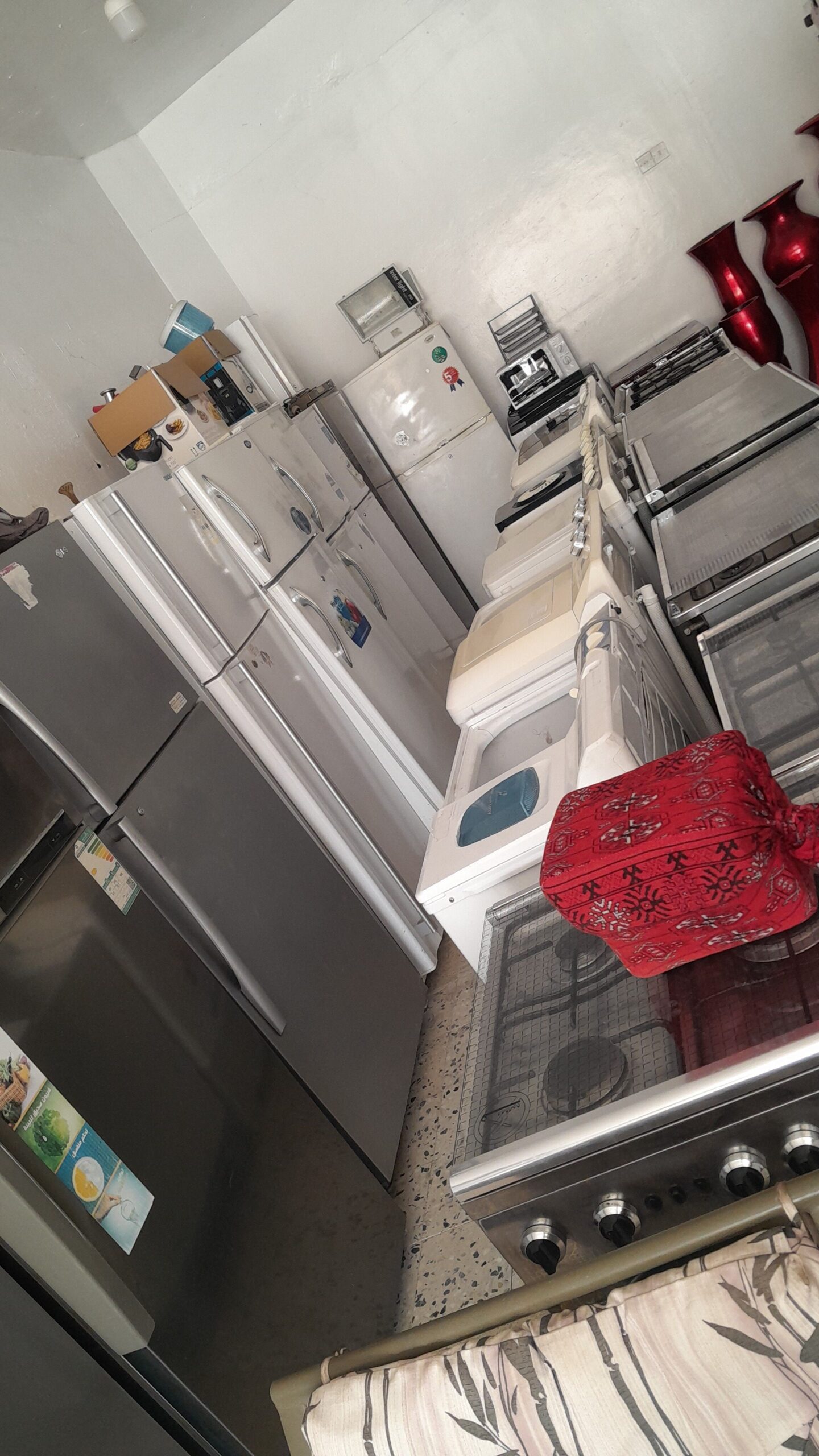 نشتري الأثاث المستعمل والمكيفات المستعمله