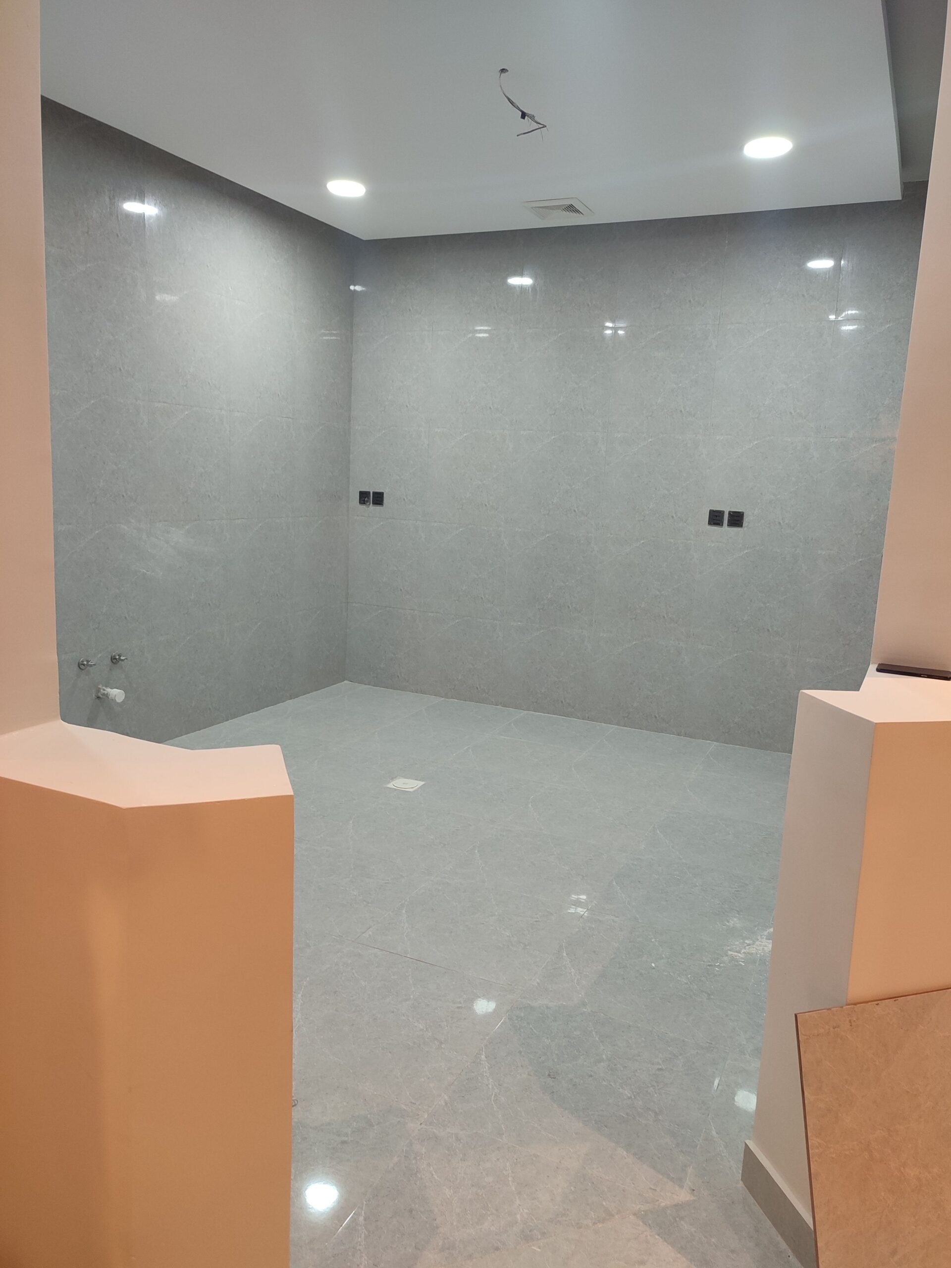 مقاول بلاط سيراميك رخام انترلوك برسلان