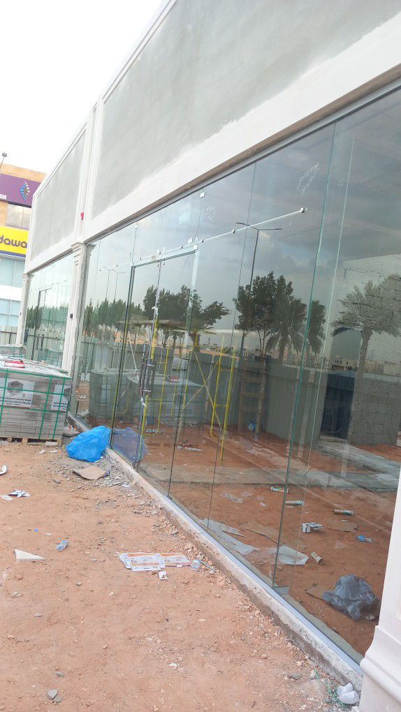 زجاج سكريت وكسوارت الزجاج